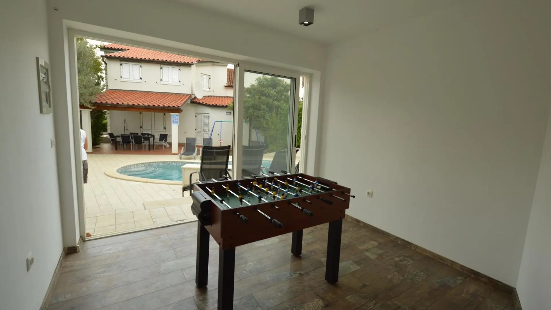 Holiday home Wunderschoene Villa Mit Gym Und Privatpool Premantura