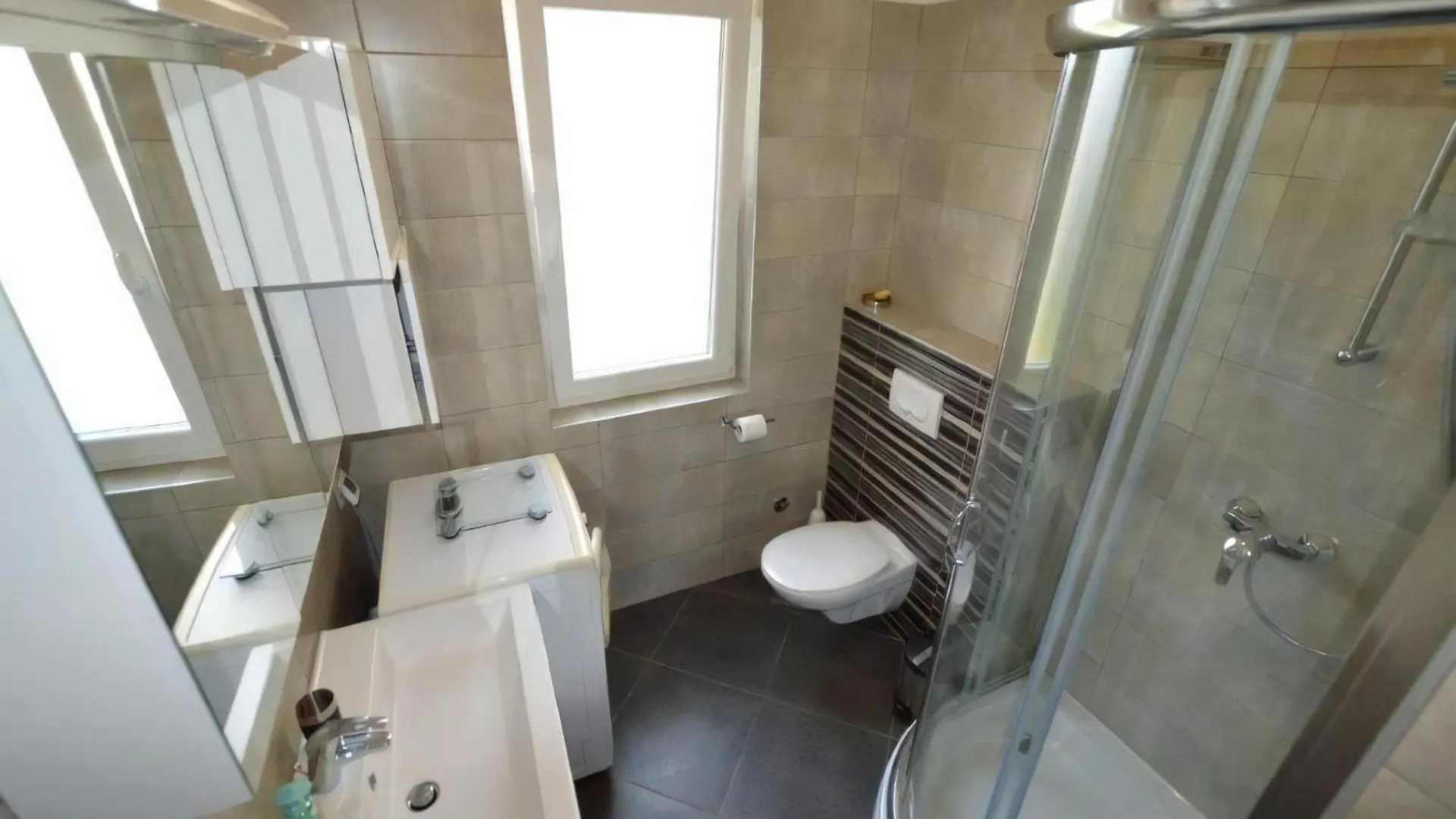 Holiday home Wunderschoene Villa Mit Gym Und Privatpool Premantura