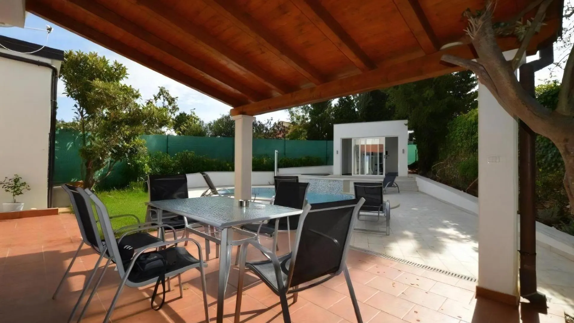 Wunderschoene Villa Mit Gym Und Privatpool Premantura 0*,