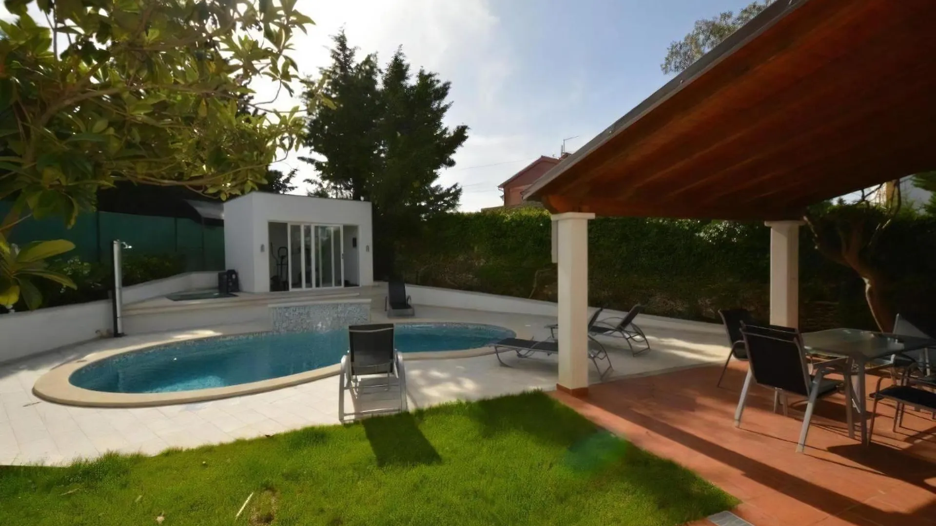 Wunderschoene Villa Mit Gym Und Privatpool Premantura